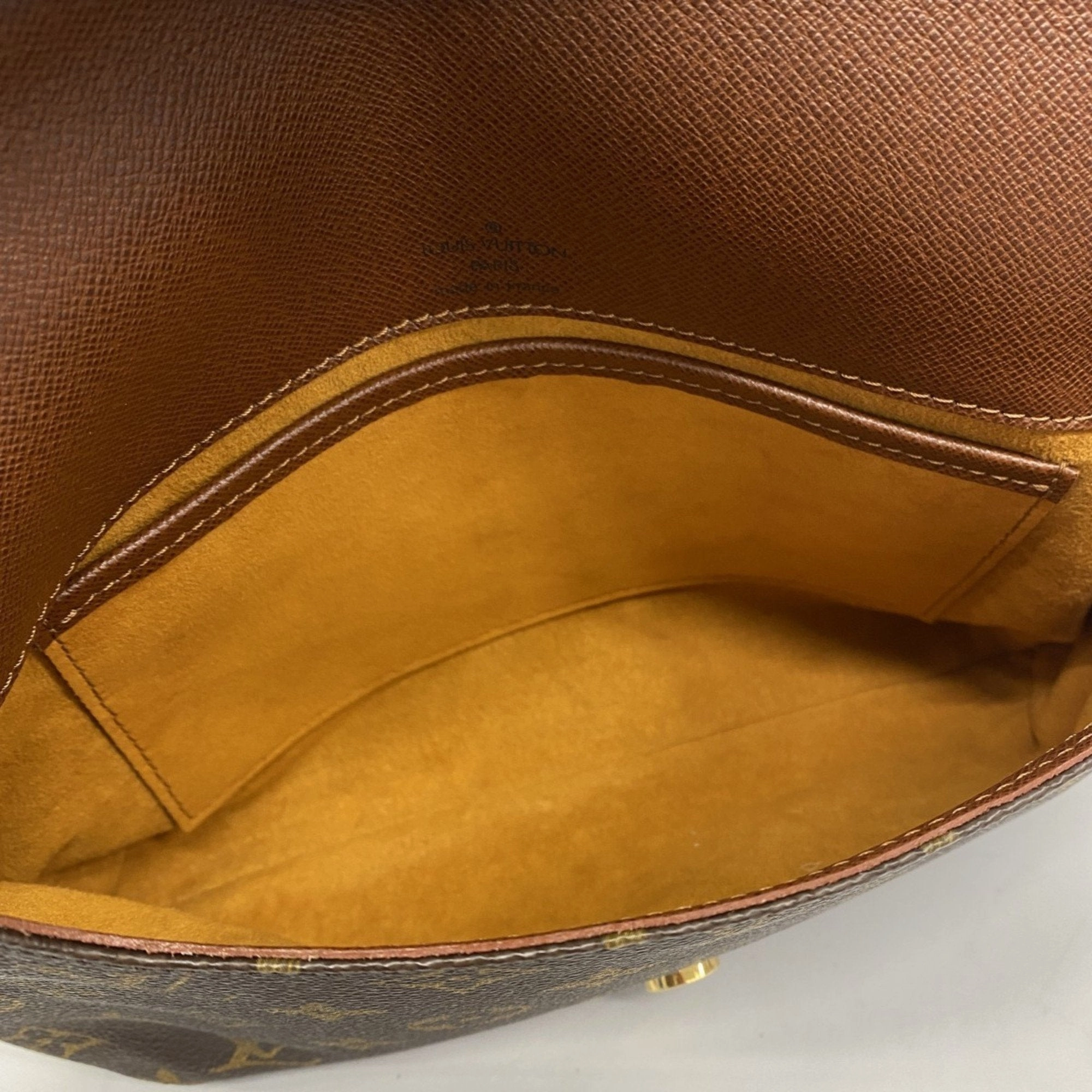 Louis Vuitton Shoulder Bag (Pre-Owned)