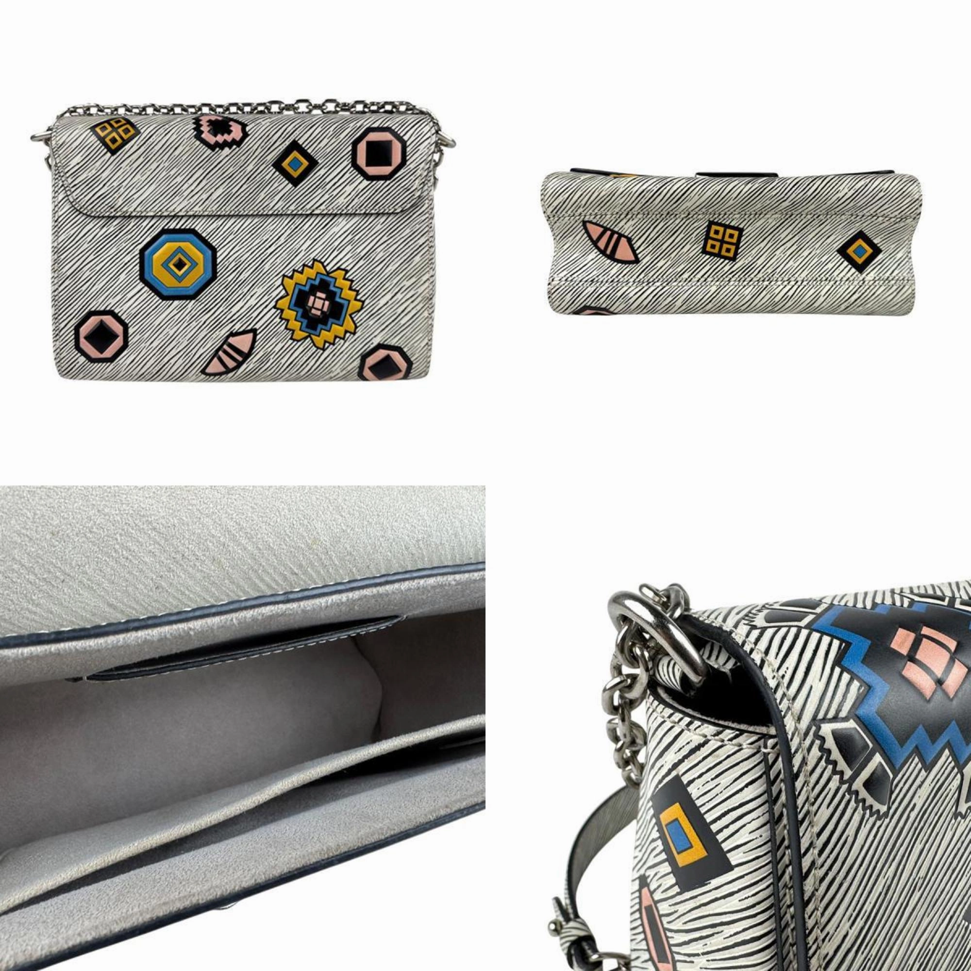 Louis Vuitton Twist Leather Shoulder Bag (Pre-Owned)