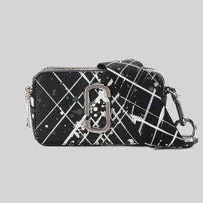 MARC JACOBS The Splatter Snapshot Shoulder Bag Black Multi H153L01SP22