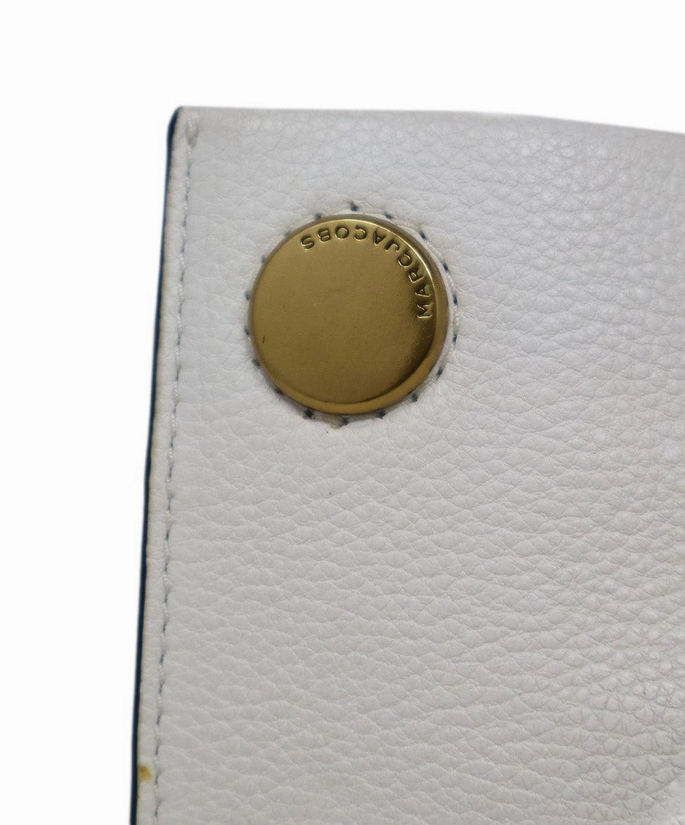 Marc Jacobs White Grained Leather Crossbody