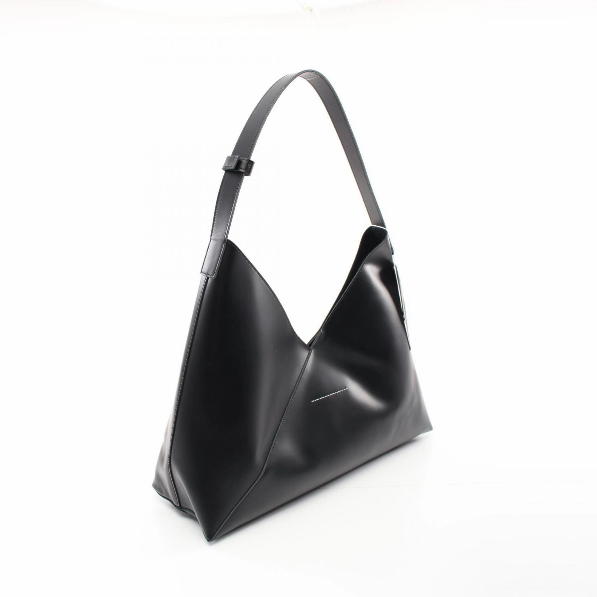 Mm6 Maison Margiela  Leather Shoulder Bag (Pre-Owned)