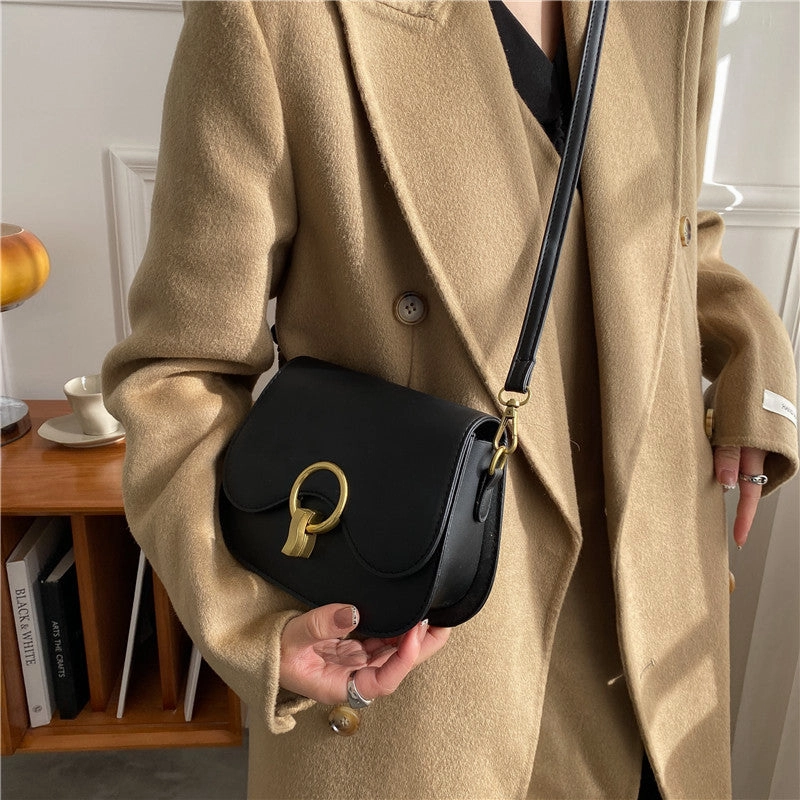 New Saddle Bag Retro Versatile Messenger Bag