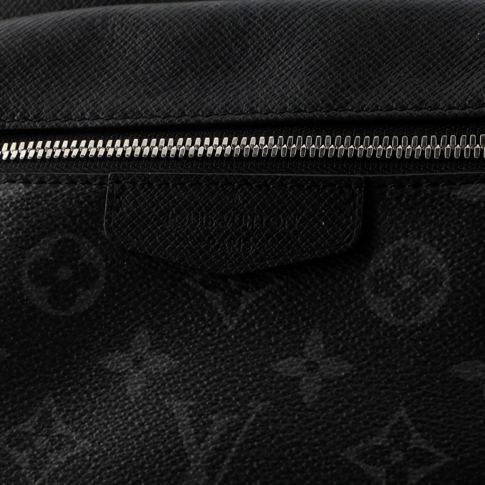 Outdoor Messenger Bag Monogram Taigarama
