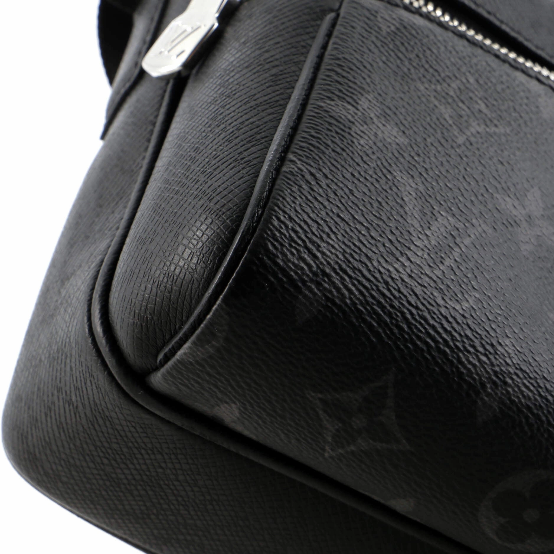 Outdoor Messenger Bag Monogram Taigarama