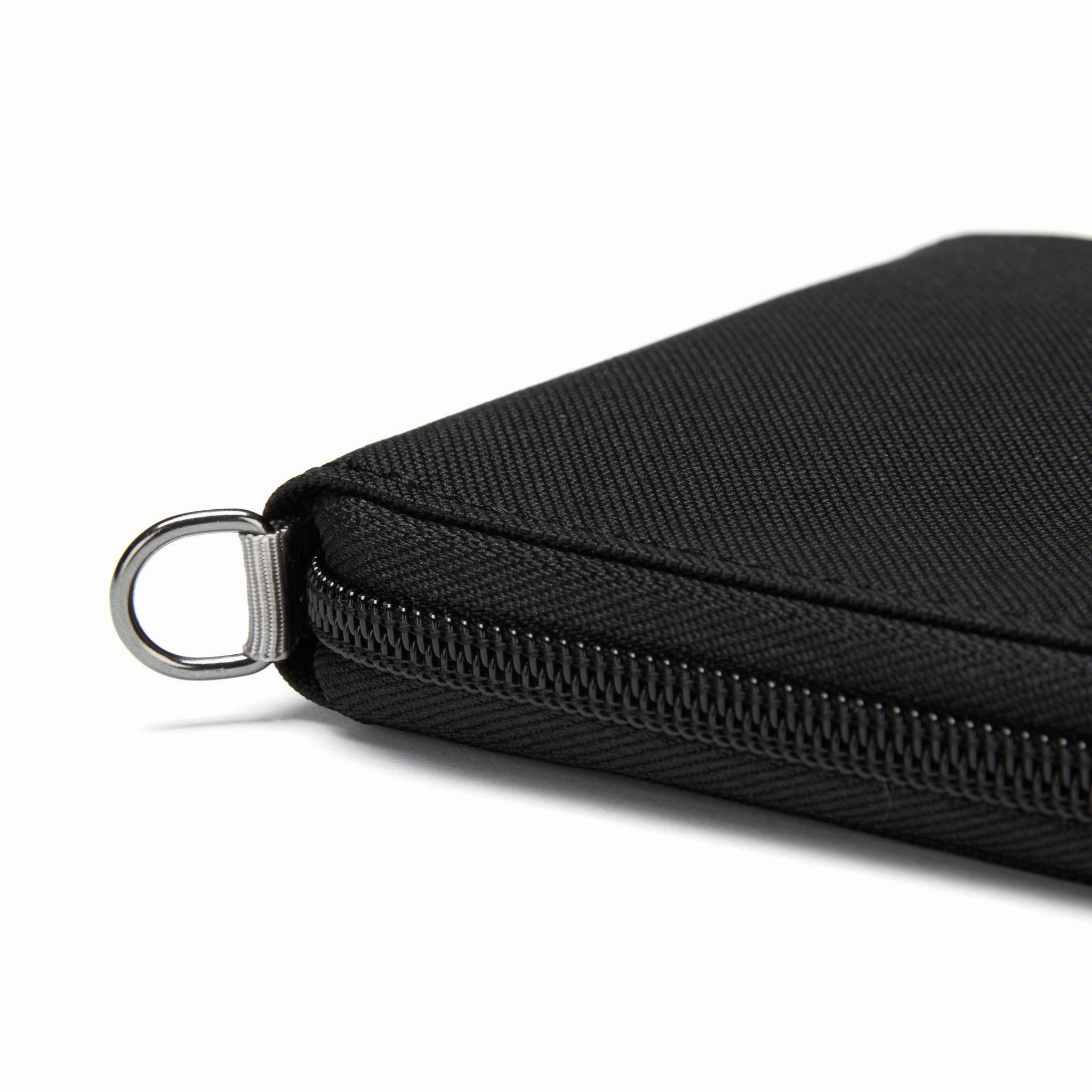 Pacsafe RFIDsafe Zip Around Wallet