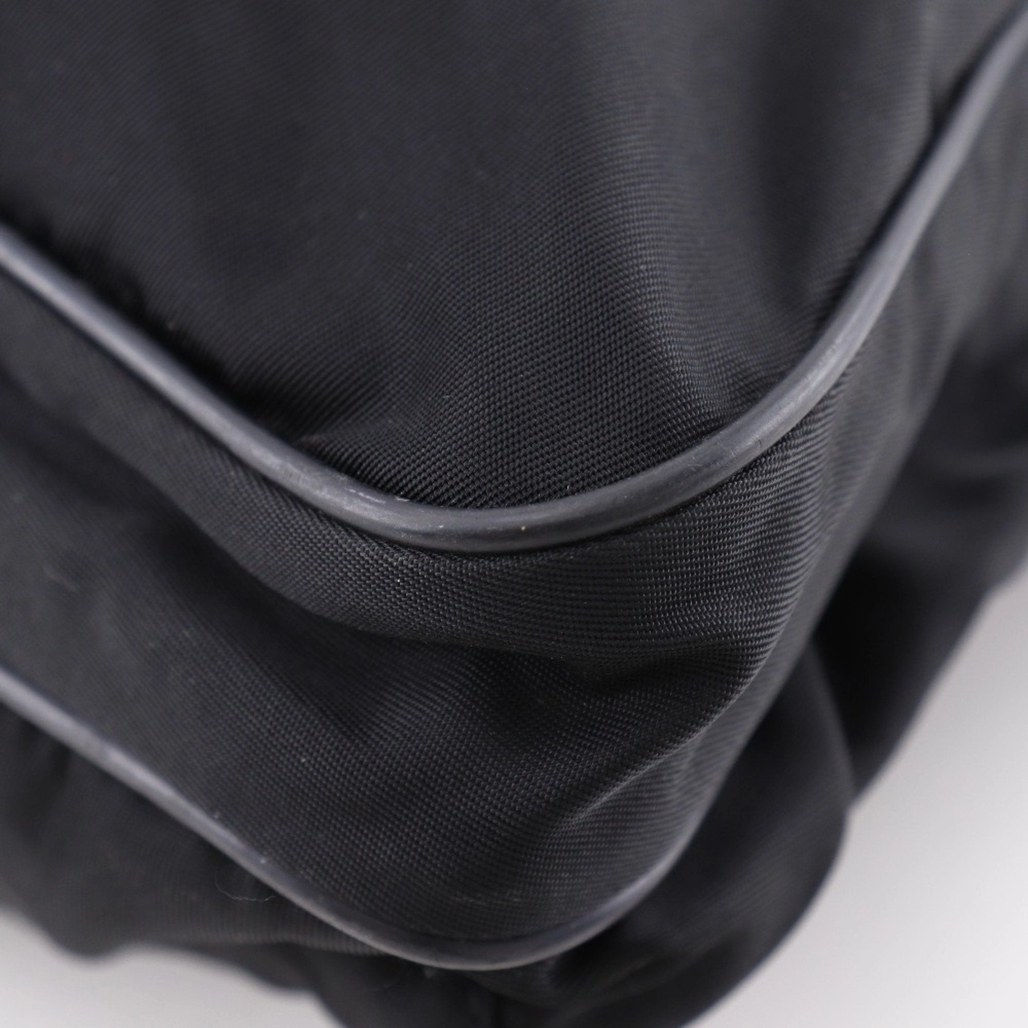 Prada  Nylon Shoulder Bag (Pre-Owned)