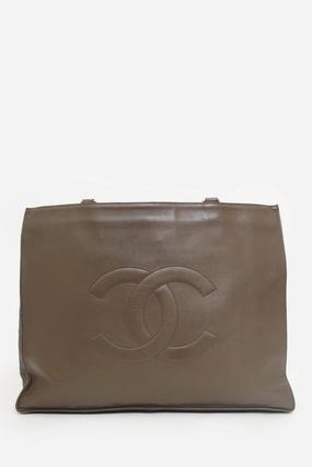 Pre-Loved Chanel 1994-96 Brown Lambskin CC Chain Tote