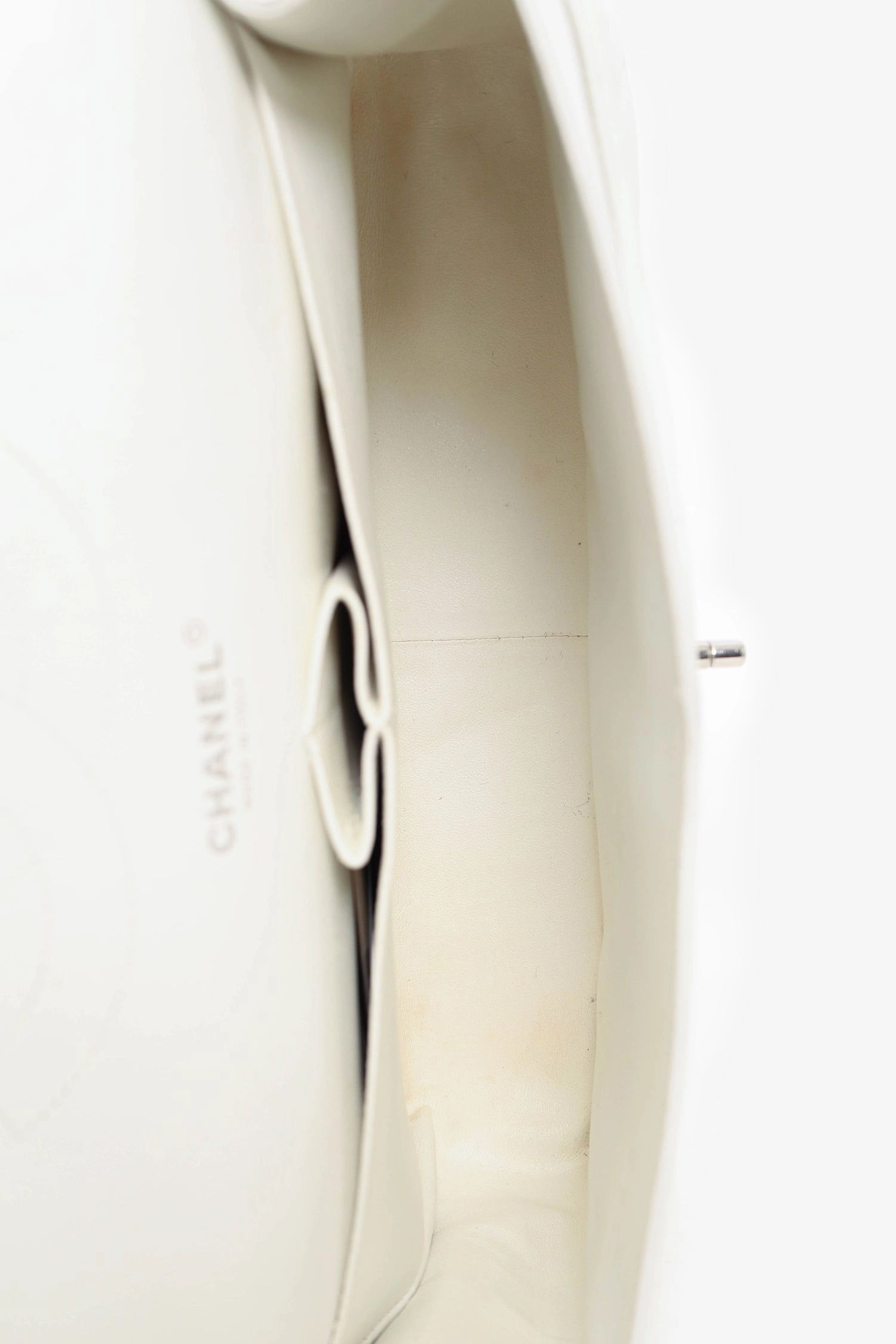 Pre-Loved Chanel 2011 White Caviar Leather Jumbo Classic Flap Shoulder Bag