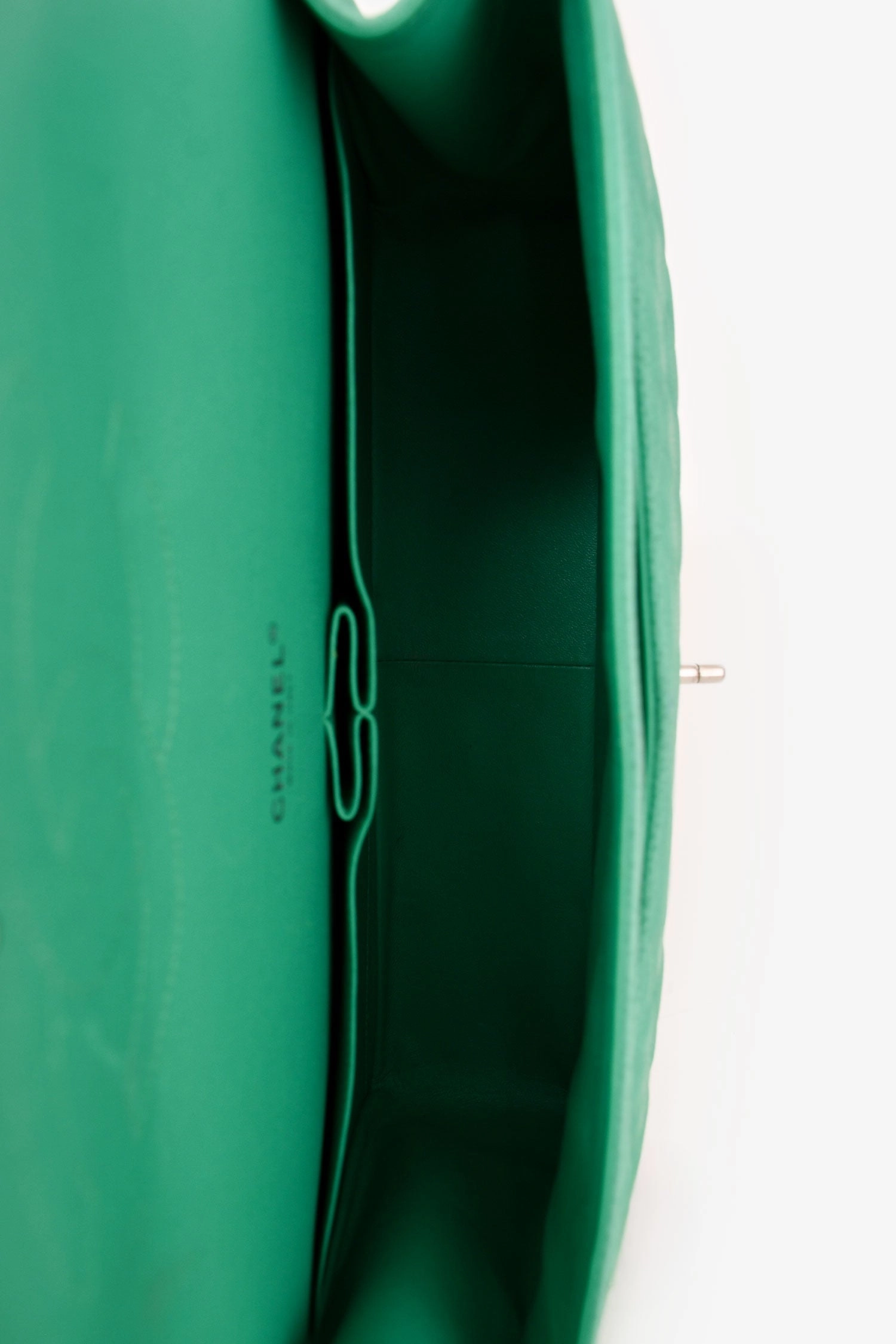 Pre-Loved Chanel 2012-13 Green Caviar Maxi Double Flap Shoulder Bag