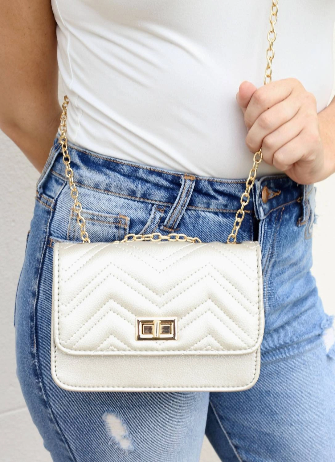 Sally Quilted Chain Crossbody Bag Purse In Silver