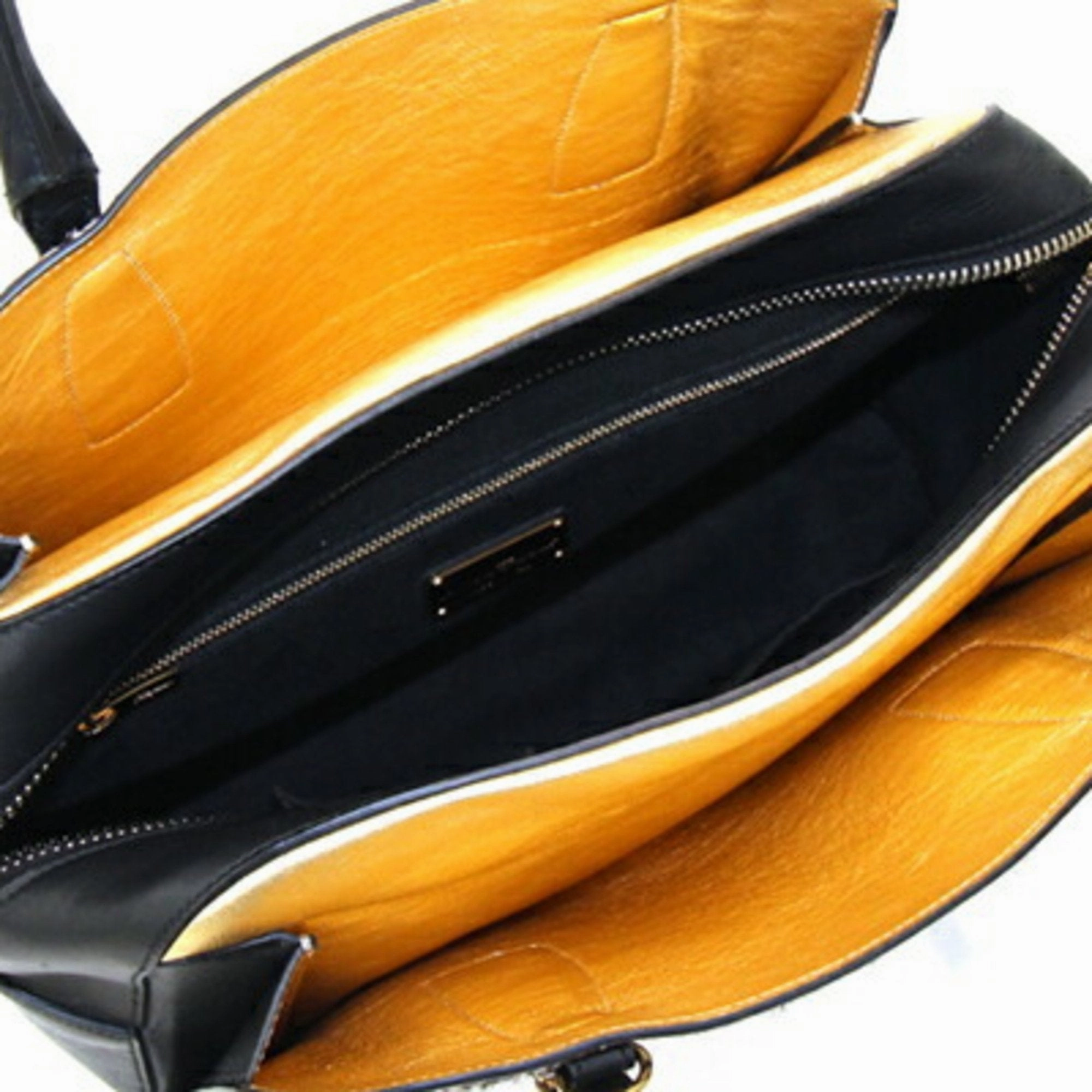 Salvatore Ferragamo  gold Off- Leather Handbag Shoulder Bag (Pre-Owned)