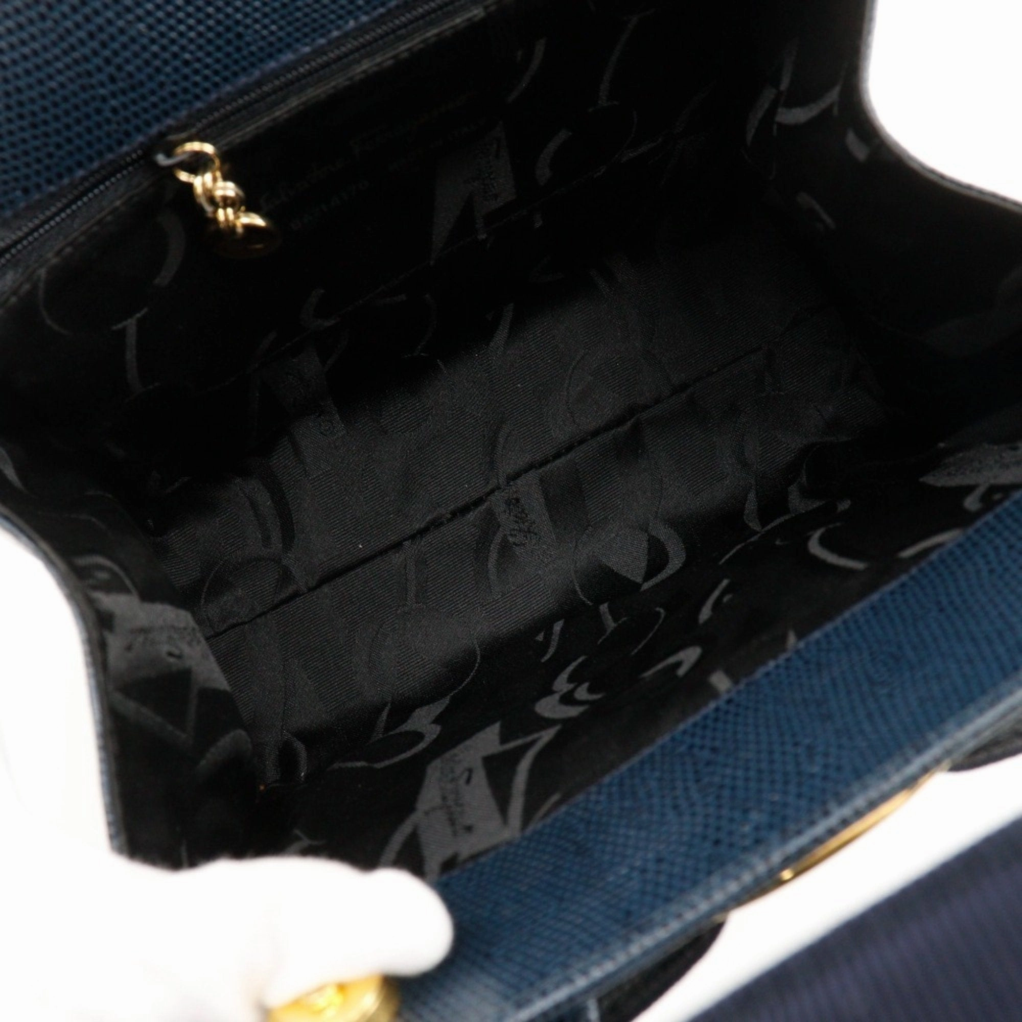 Salvatore Ferragamo Leather Handbag (Pre-Owned)