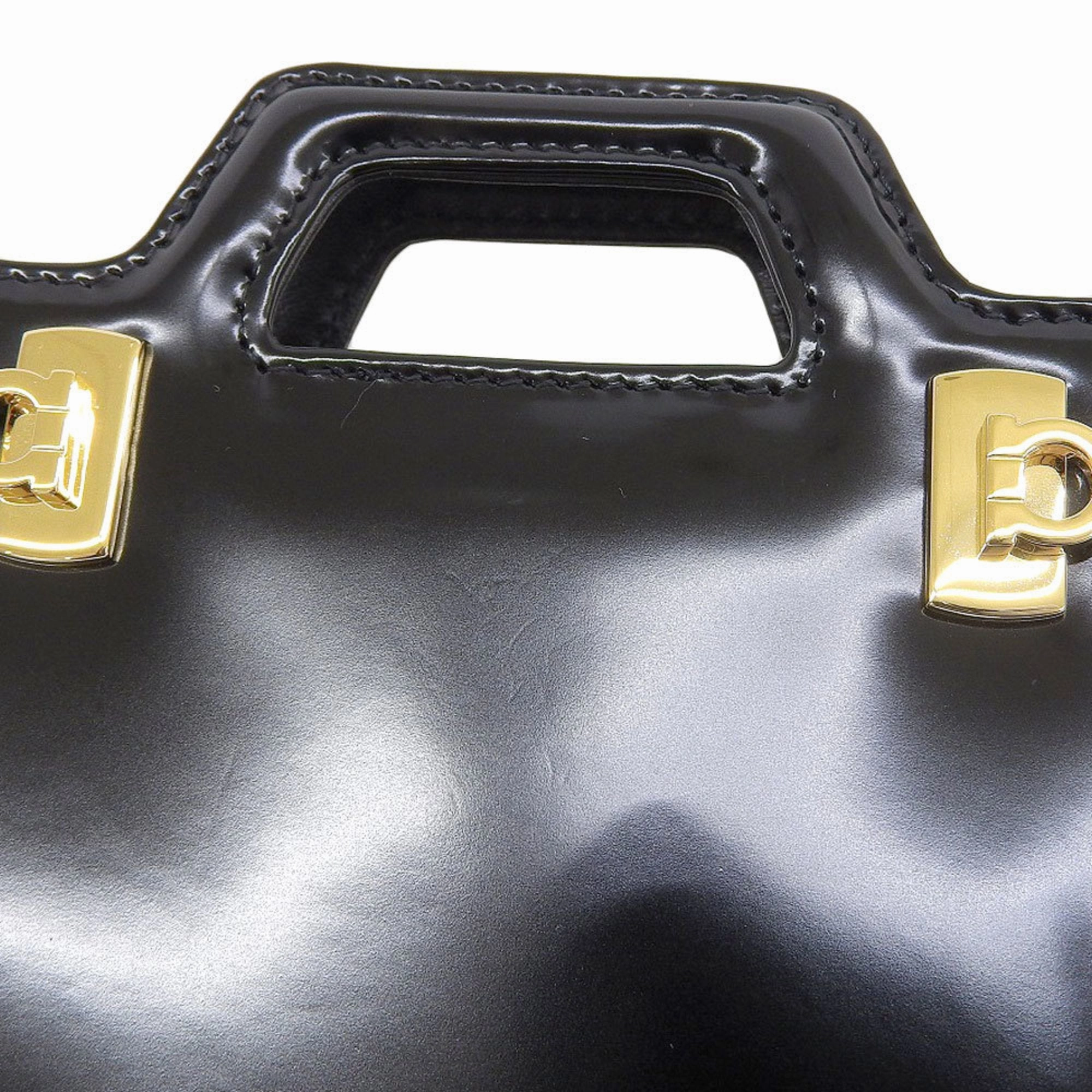 Salvatore Ferragamo Leather Handbag (Pre-Owned)