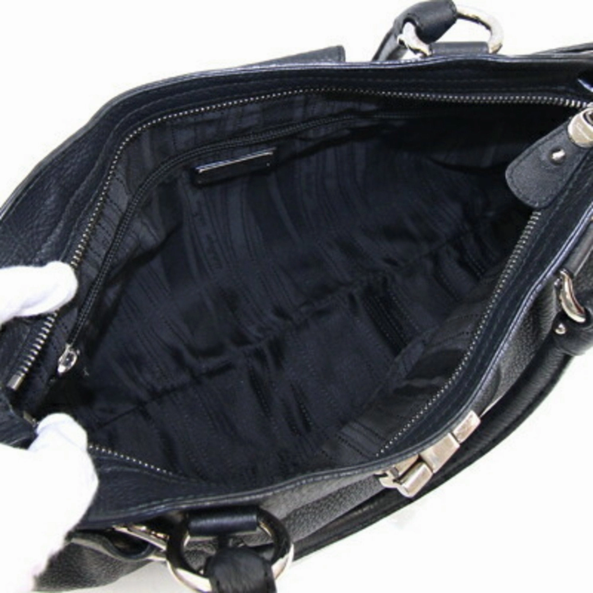 Salvatore Ferragamo Leather Handbag Shoulder Bag (Pre-Owned)