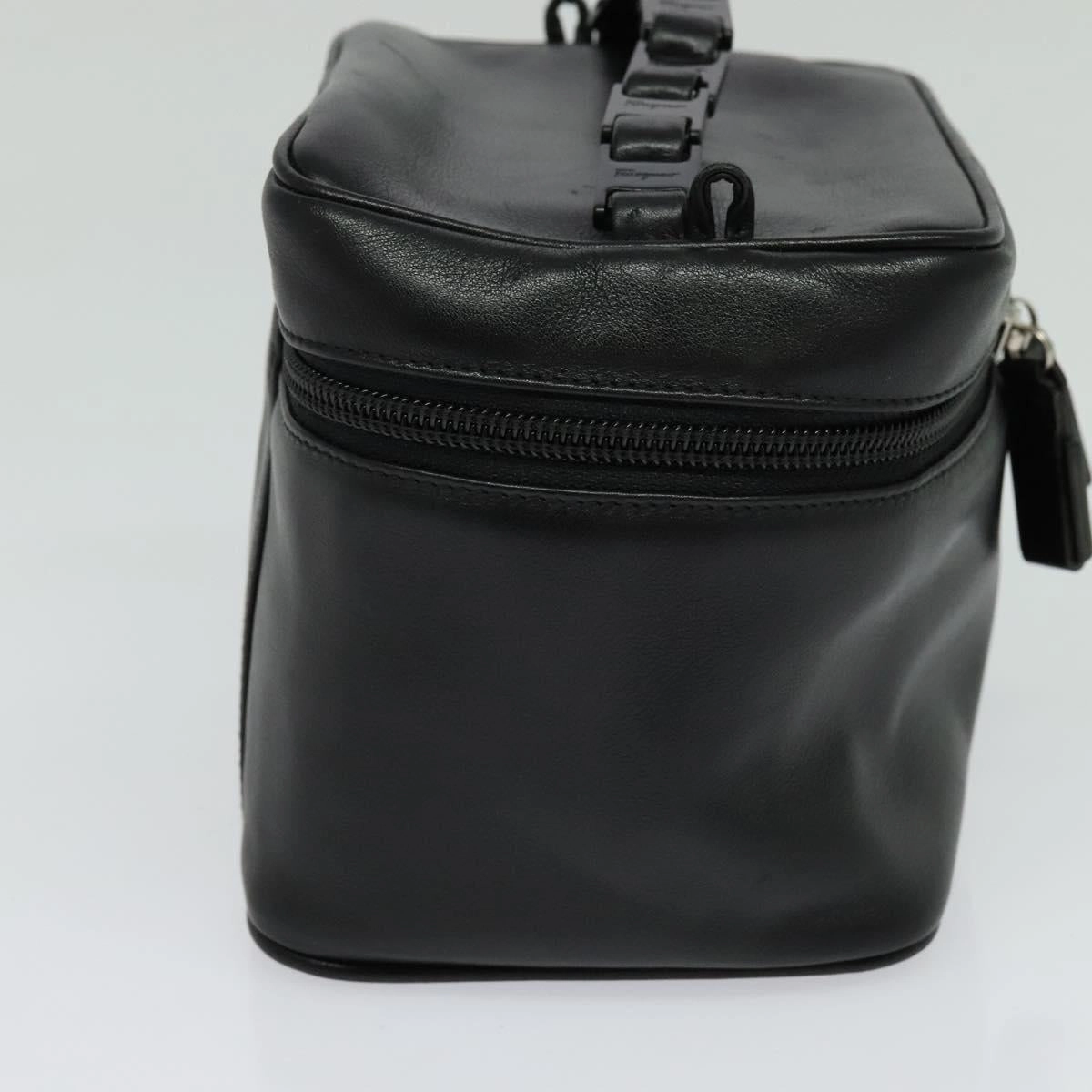 Salvatore Ferragamo Leather Shoulder Bag (Pre-Owned)
