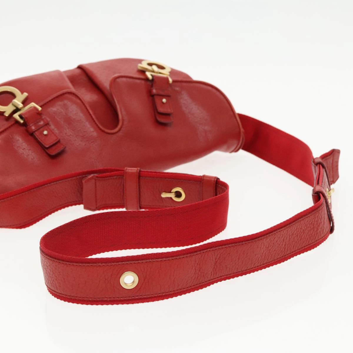 Salvatore Ferragamo  Leather Shoulder Bag (Pre-Owned)