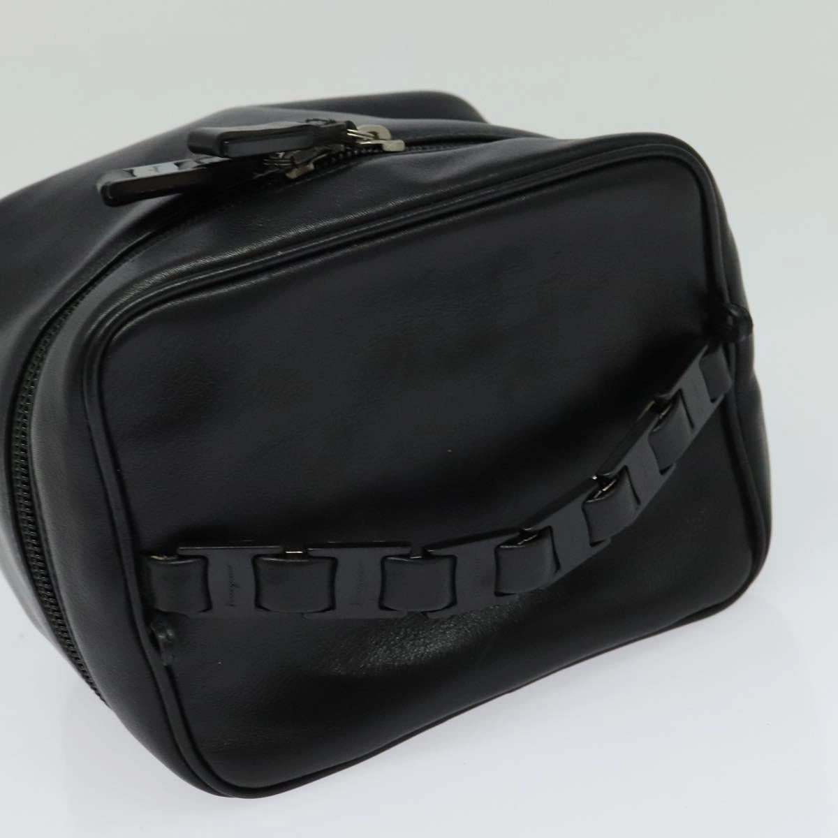 Salvatore Ferragamo Leather Shoulder Bag (Pre-Owned)