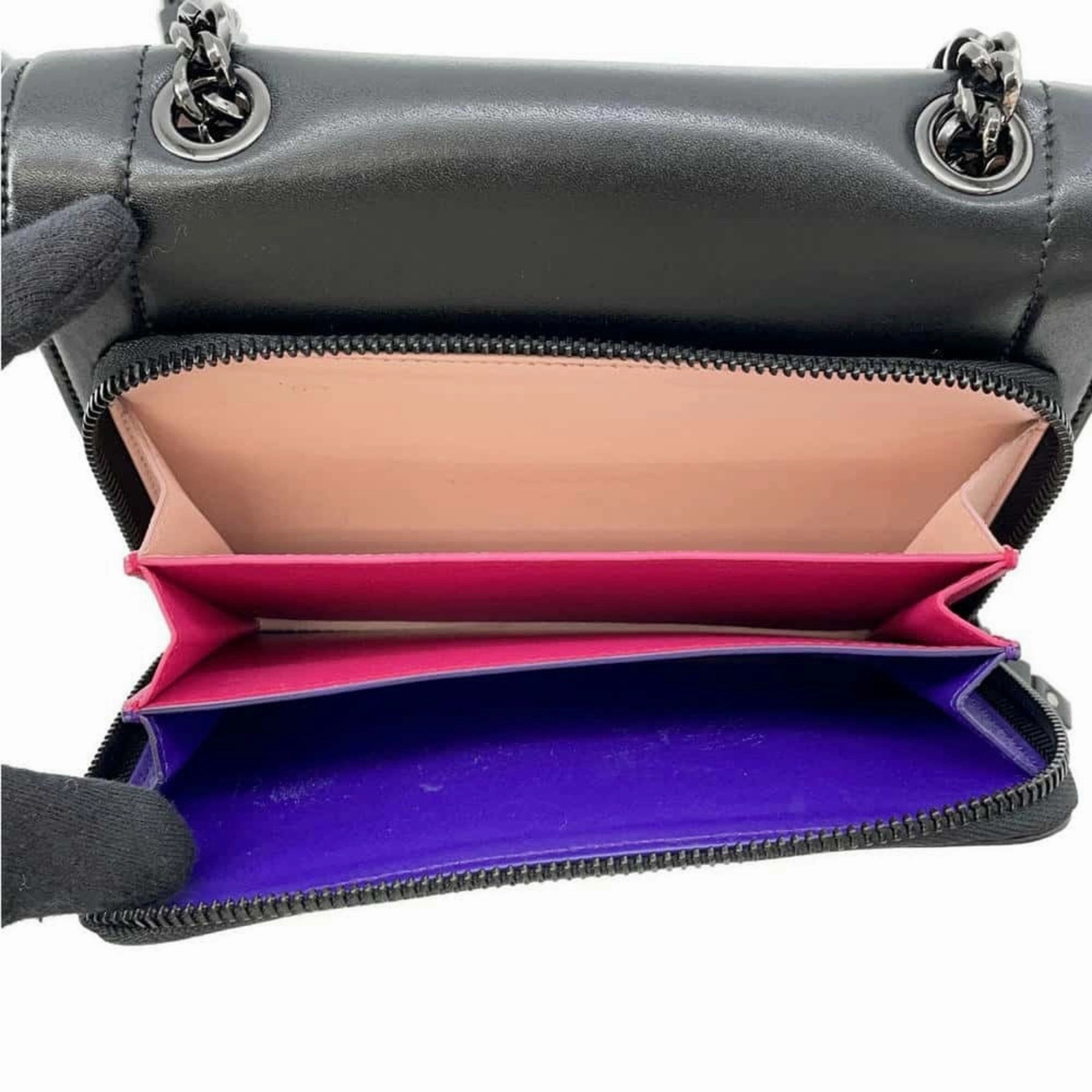 Salvatore Ferragamo Vara Leather Shoulder Bag (Pre-Owned)