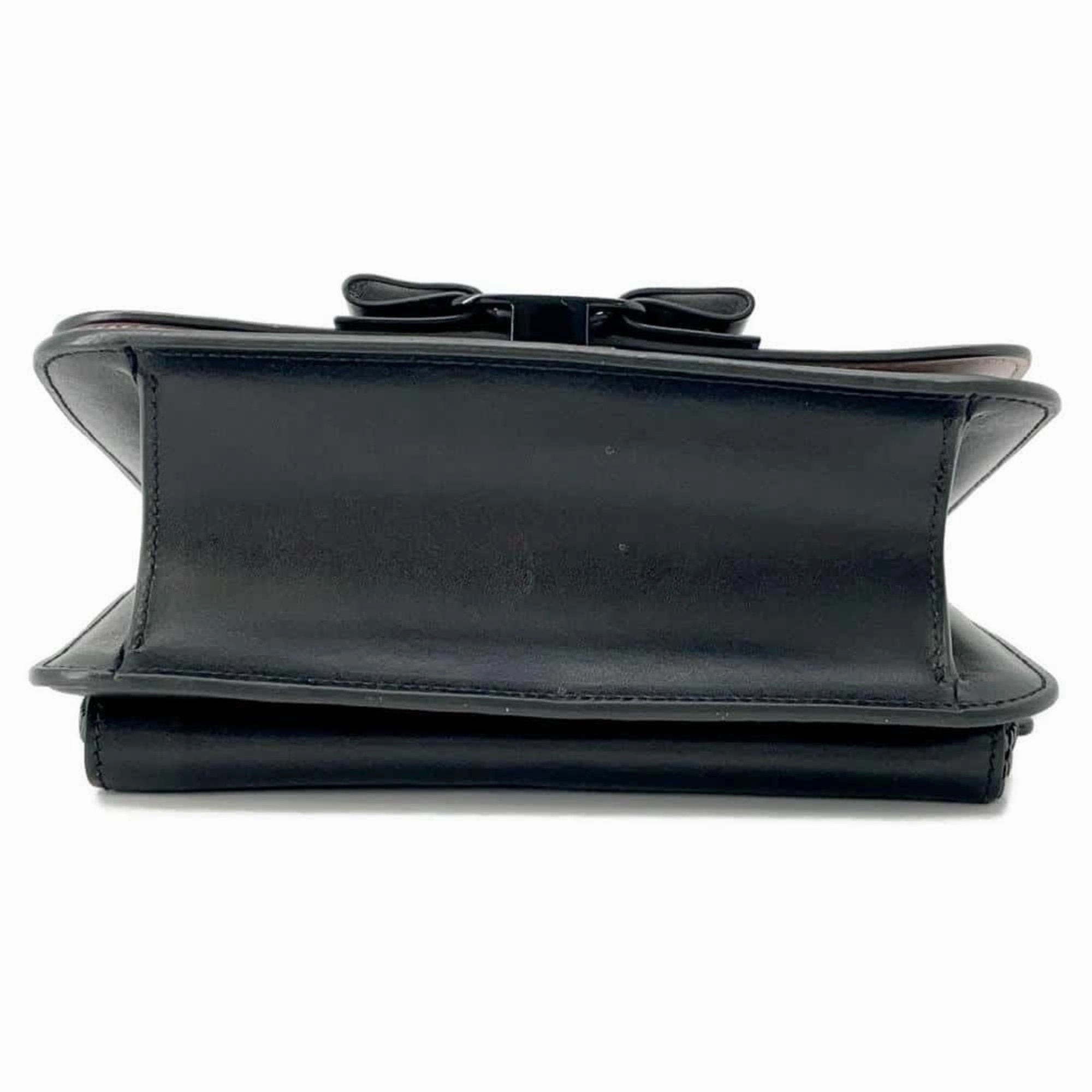 Salvatore Ferragamo Vara Leather Shoulder Bag (Pre-Owned)