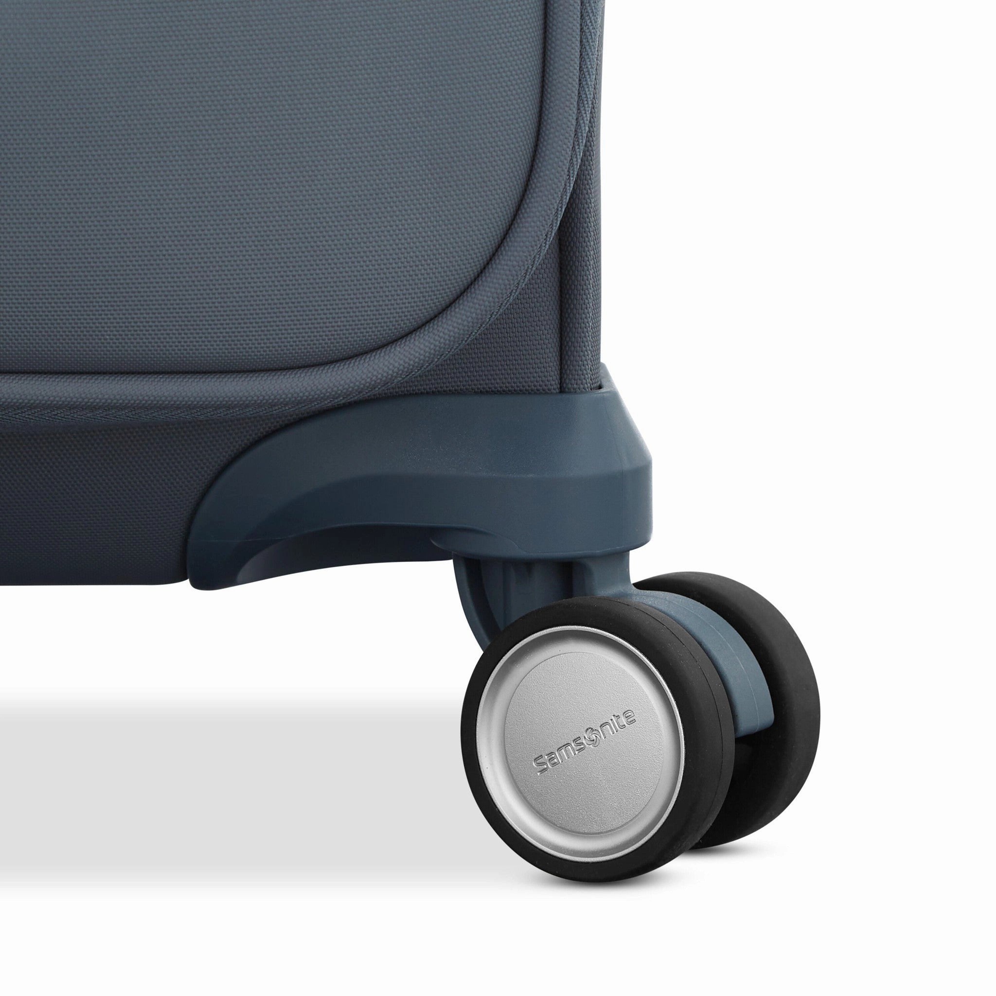 Samsonite Elevation Plus Global Carry-On Spinner