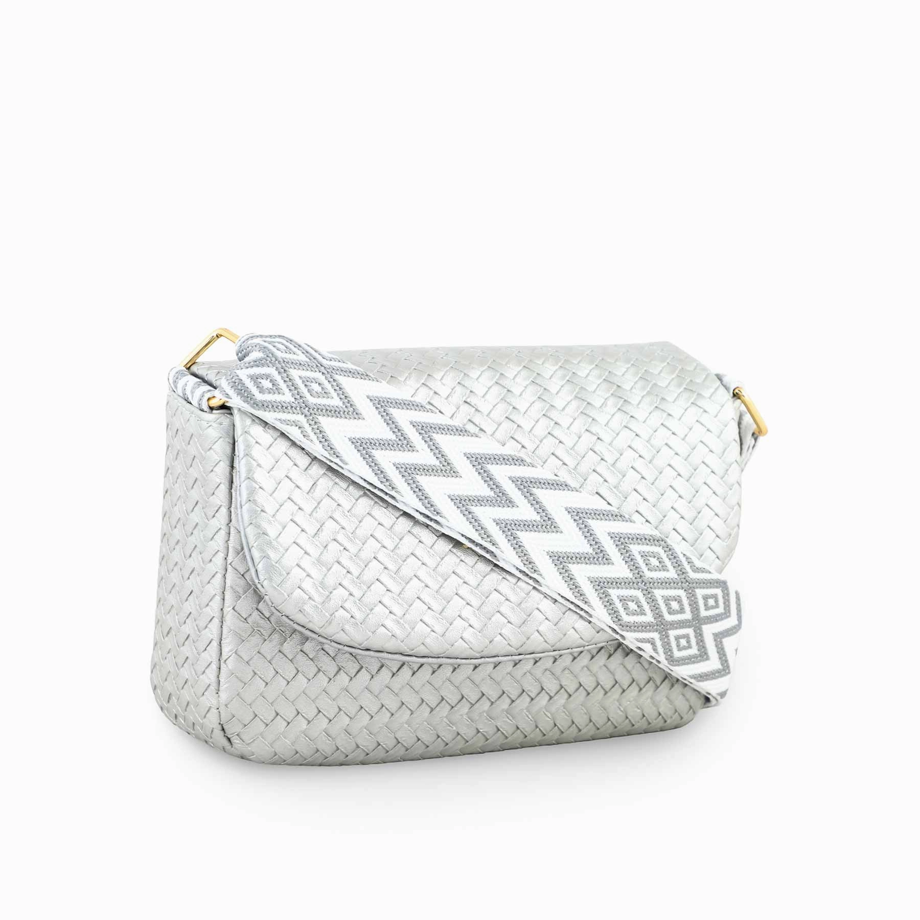 Silver Formal Pouch P97611