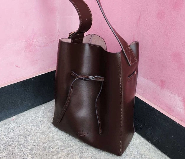 Stylish Leather Brown Womens Bucket Purse Crossbody Bag Barrel Shoulder Bag for Women