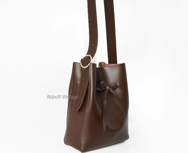 Stylish Leather Brown Womens Bucket Purse Crossbody Bag Barrel Shoulder Bag for Women