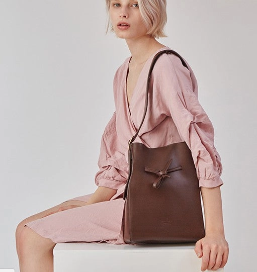 Stylish Leather Brown Womens Bucket Purse Crossbody Bag Barrel Shoulder Bag for Women