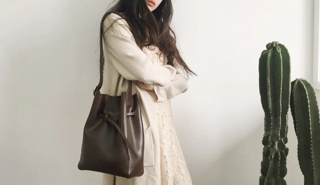Stylish Leather Brown Womens Bucket Purse Crossbody Bag Barrel Shoulder Bag for Women
