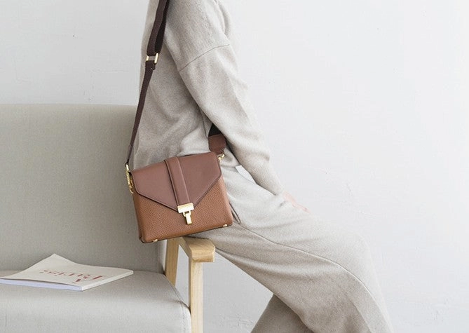 Stylish Leather Womens Messenger Crossbody Purse Minimalist Shoulder Bag for Women