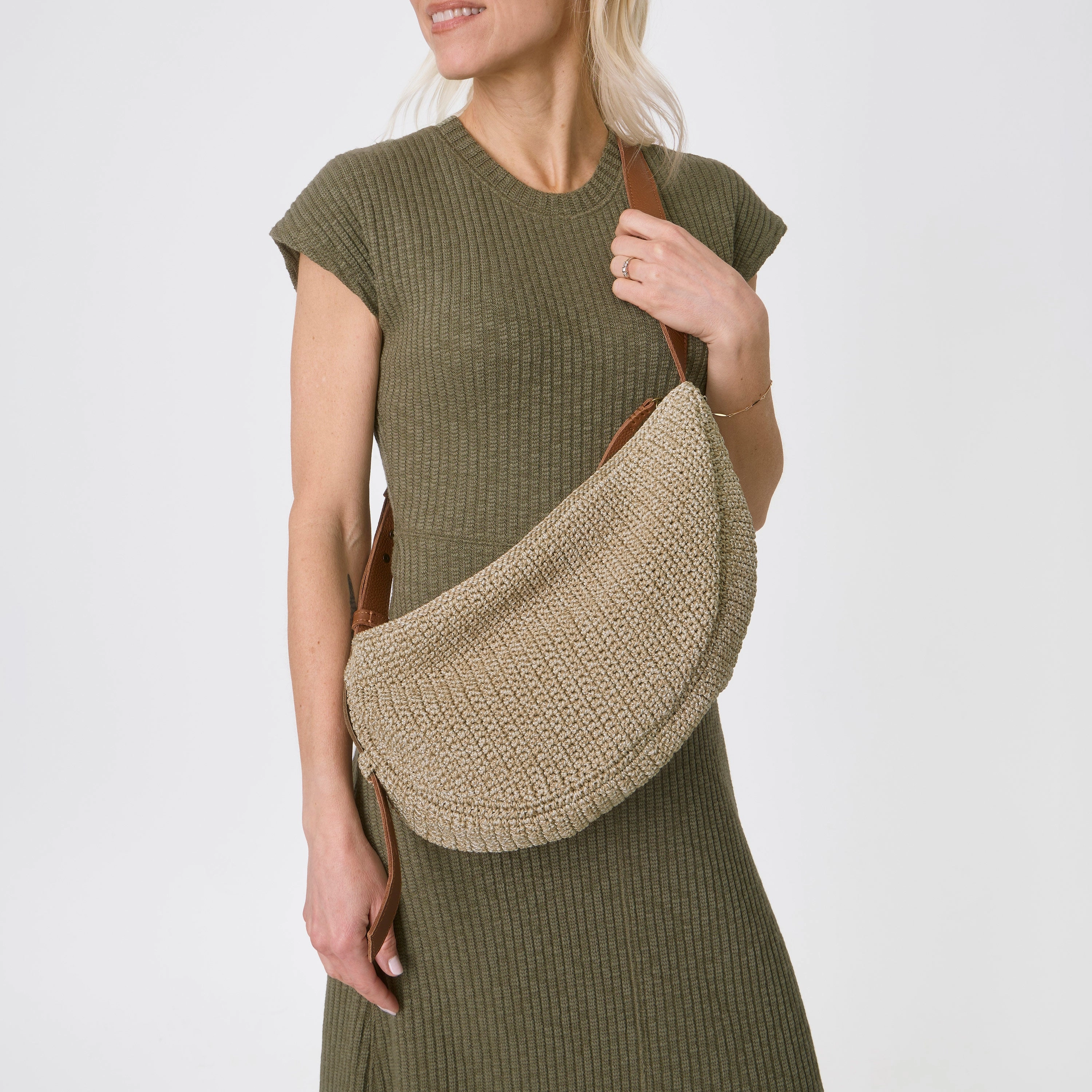 Tess Large Sling Bag