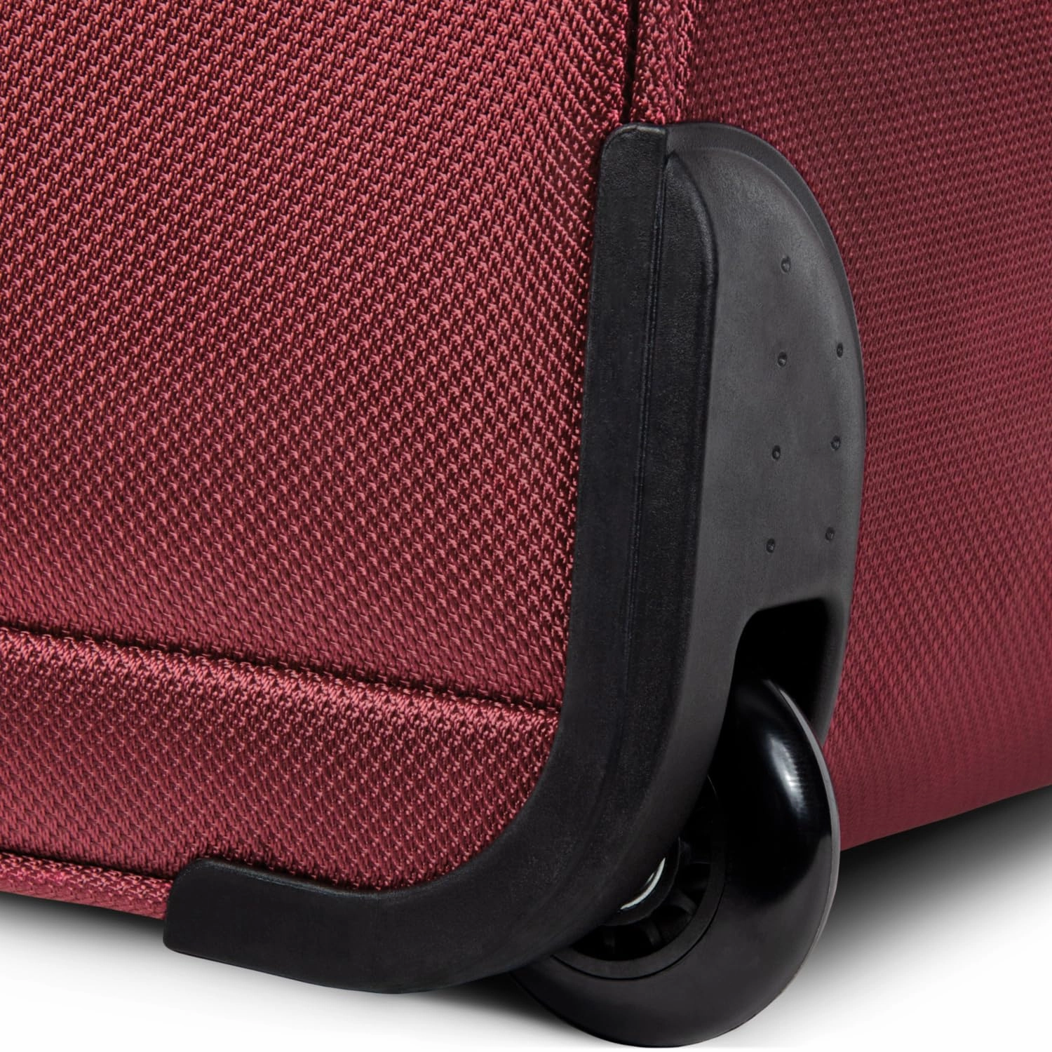 TOTAL TRAVELWARE Everest 15" 2 wheeled Underseat Expandable Softside Carry on