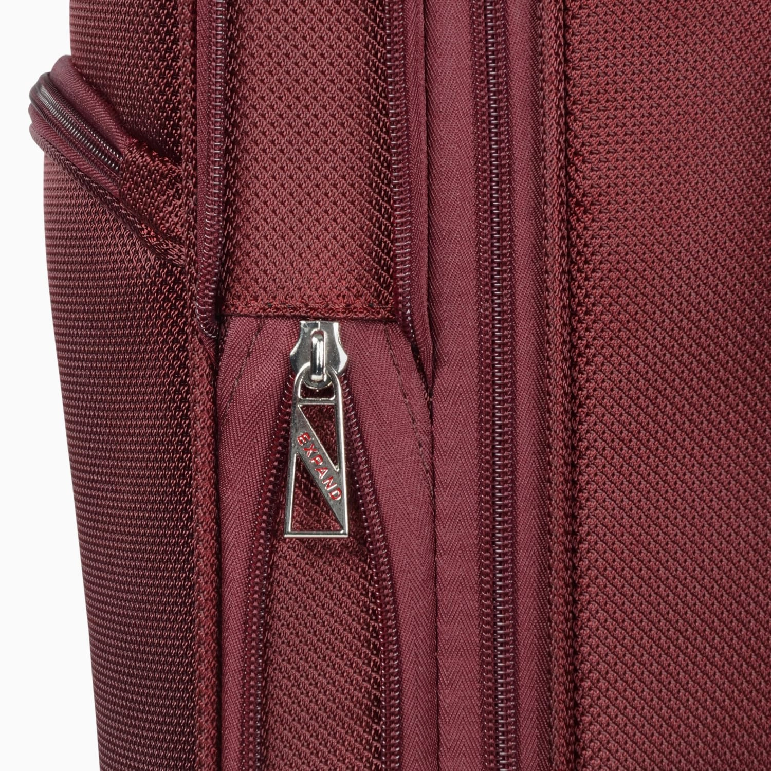 TOTAL TRAVELWARE Everest 20-Inch Carry-On Expandable Softside Spinner