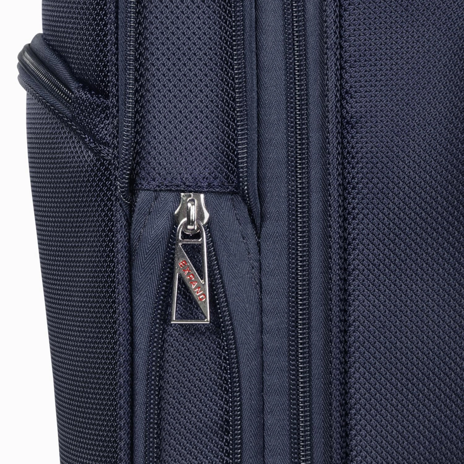 TOTAL TRAVELWARE Everest 20-Inch Carry-On Expandable Softside Spinner