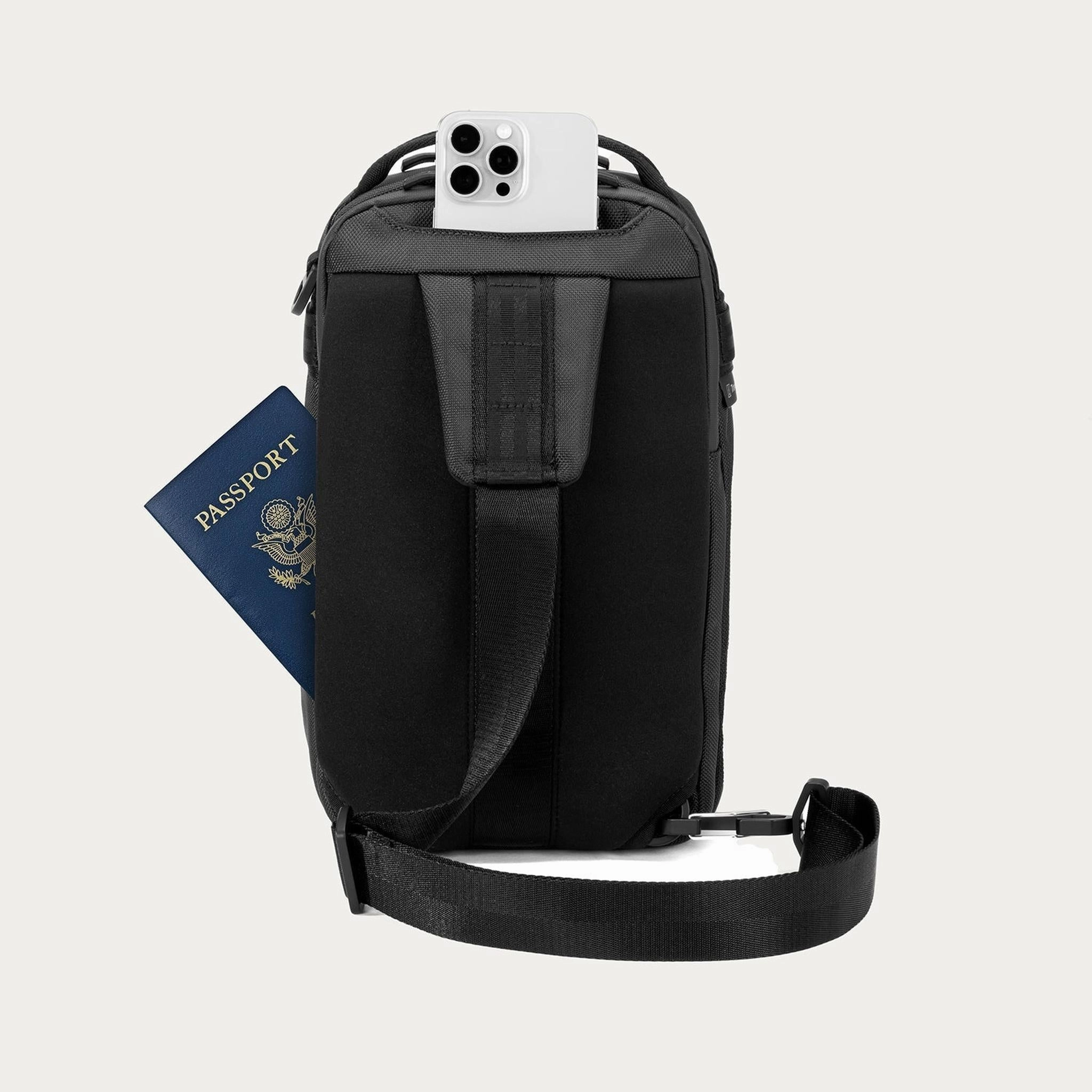 Travelpro Altitude Crossbody 6L