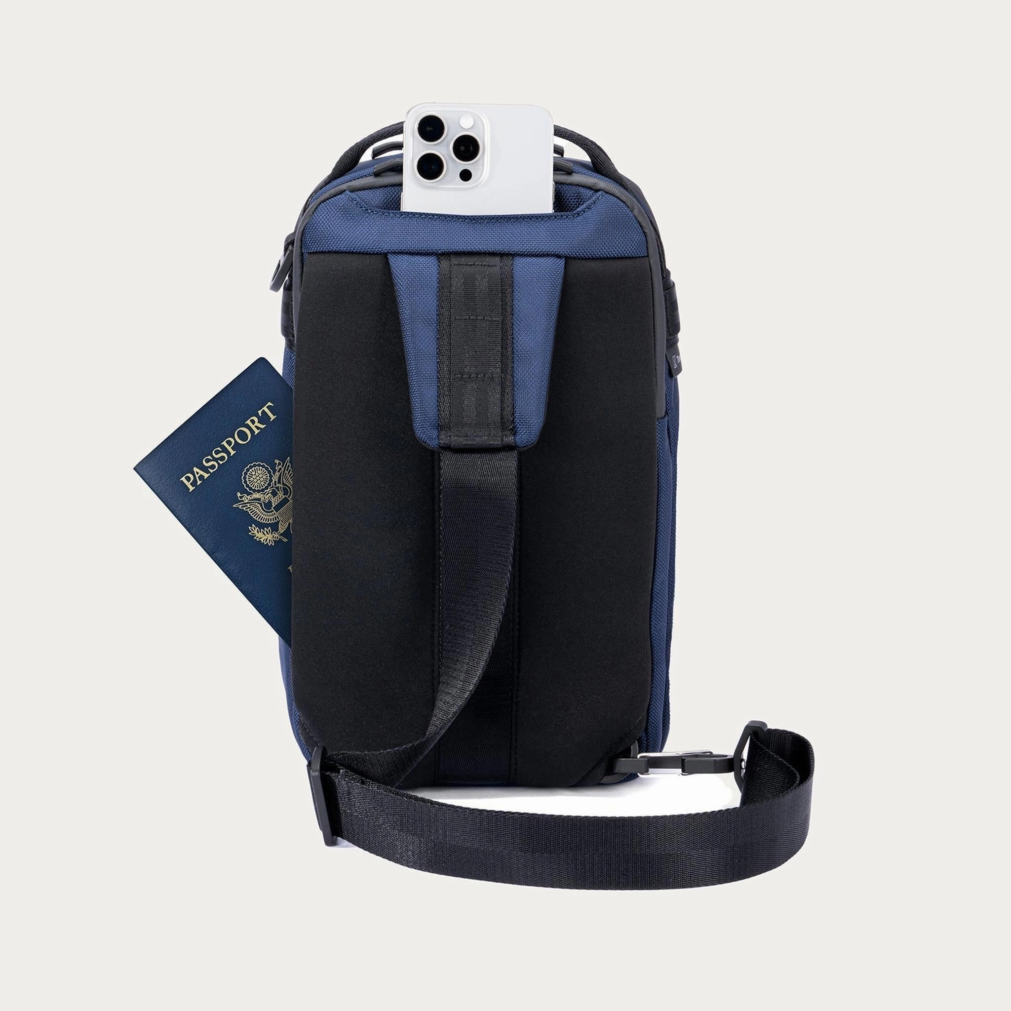 Travelpro Altitude Crossbody 6L