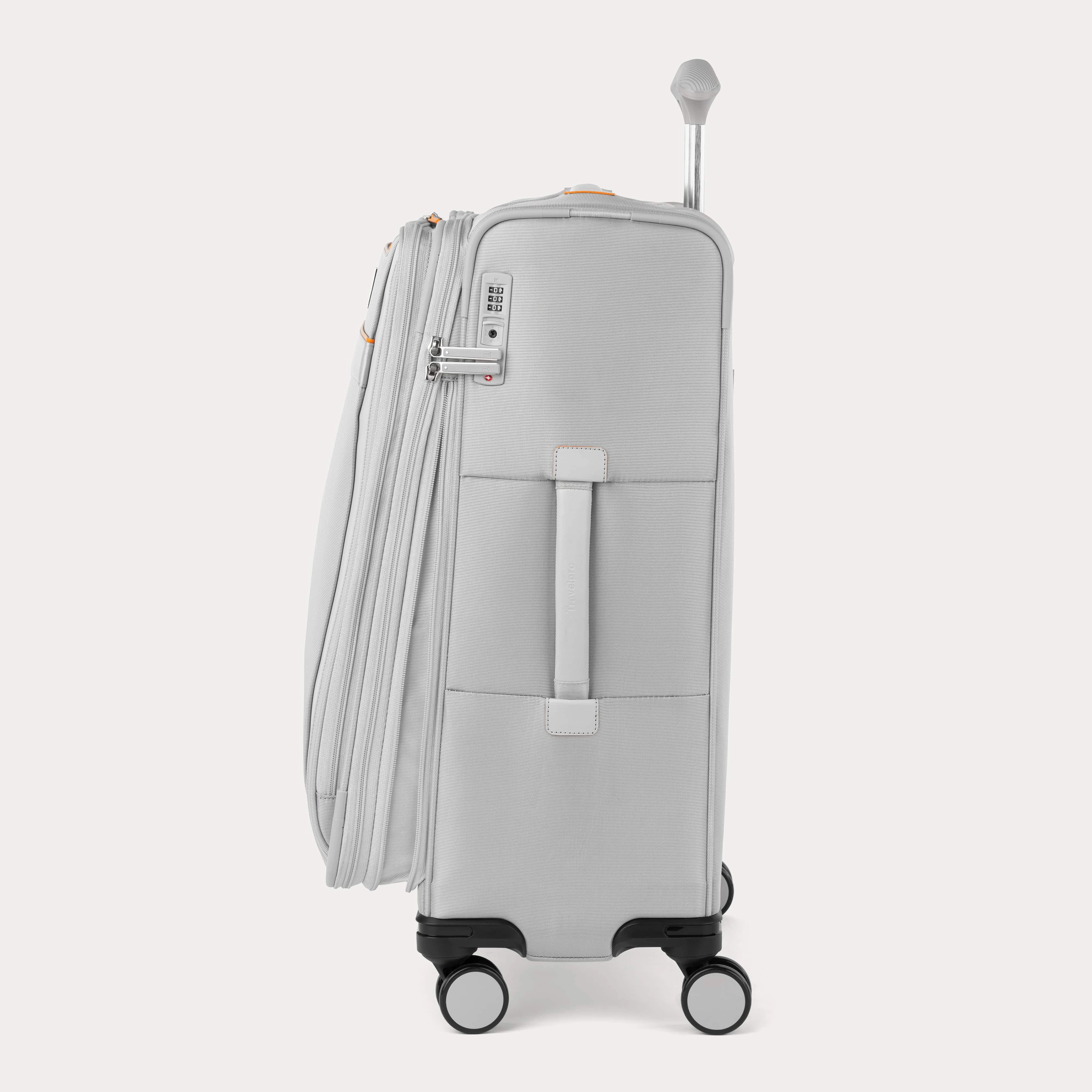 Travelpro VersaPack  Medium Check-in Expandable Spinner