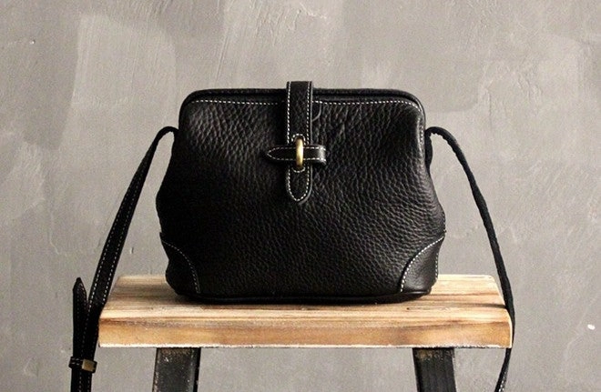 Vintage LEATHER WOMEN Doctor SHOULDER BAG Purse Crossbody Purse FOR WOMEN