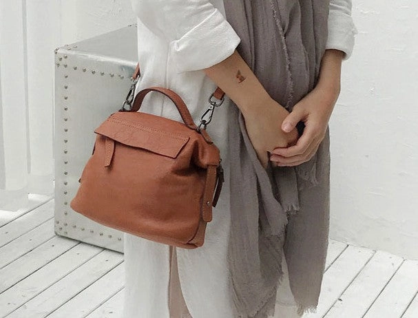 Vintage LEATHER WOMEN Handbag Purse SHOULDER BAG Purses FOR WOMEN