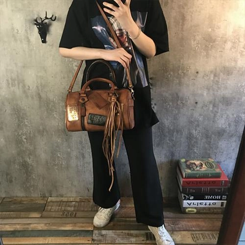 Vintage Women Brown Leather Boston Handbags Leather Boston Shoulder Bags Purses with Tassels