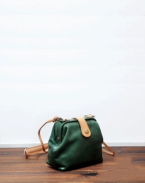Vintage Womens Green Leather Small Doctor Shoulder Bag Green Doctor Crossbody Purse for Women