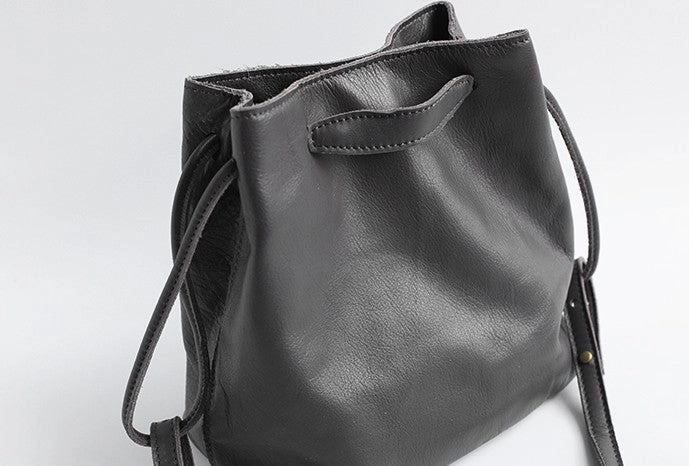 Vintage WOMENs LEATHER Bucket Purse Bucket Shoulder Purse FOR WOMEN