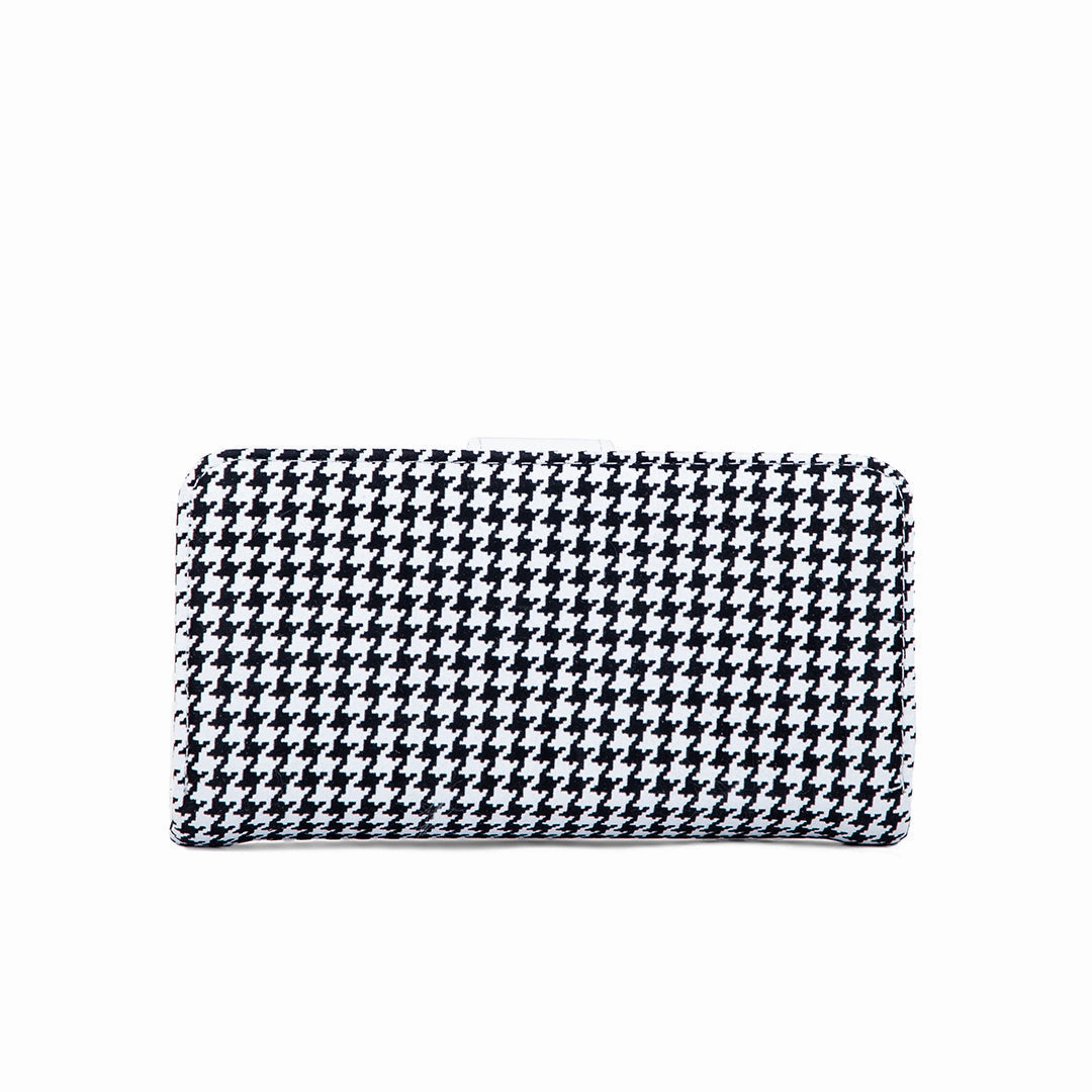 White Casual Wallet P97587