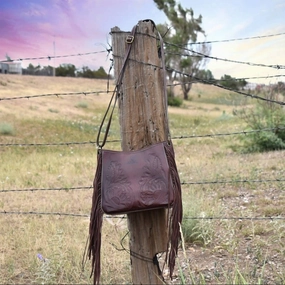 Women's Ariat Victoria Crossbody Bag In Brown