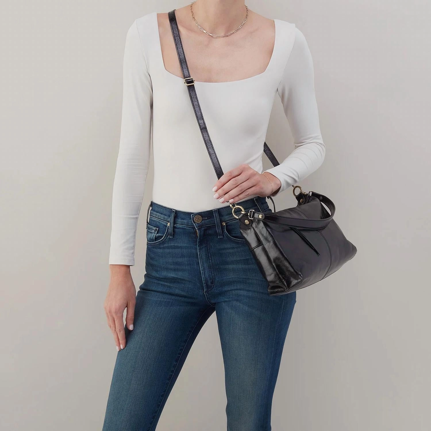 Women's Avon Shoulder Bag In Black