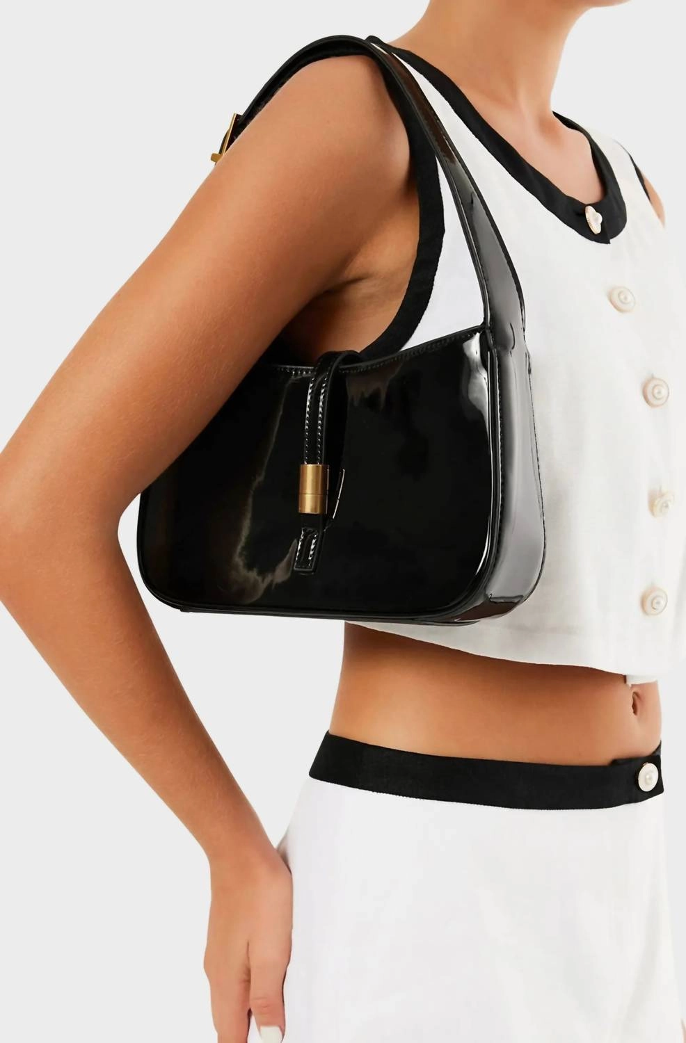 Women's Clara Shoulder Bag In Black Patent
