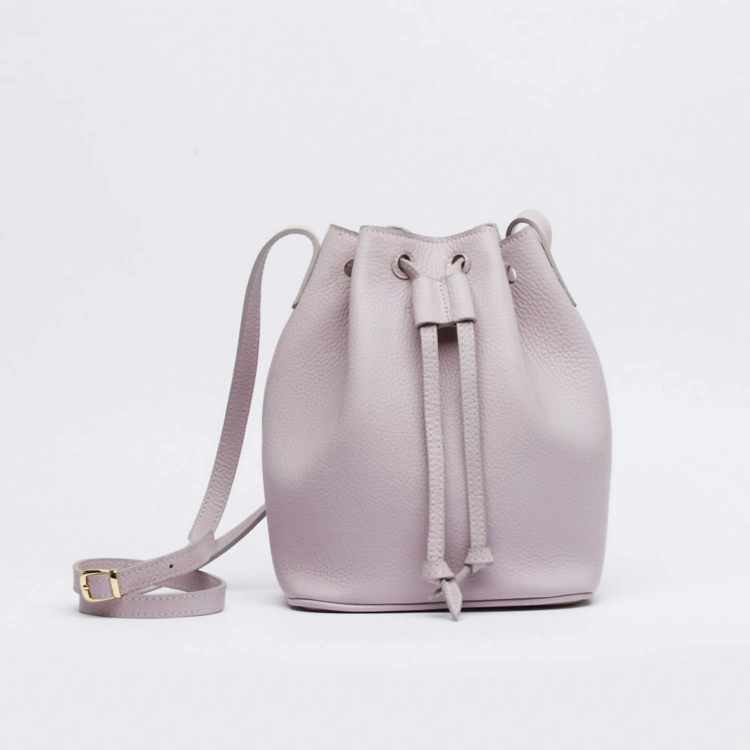 Women's Madison Bucket Bag In Lilac