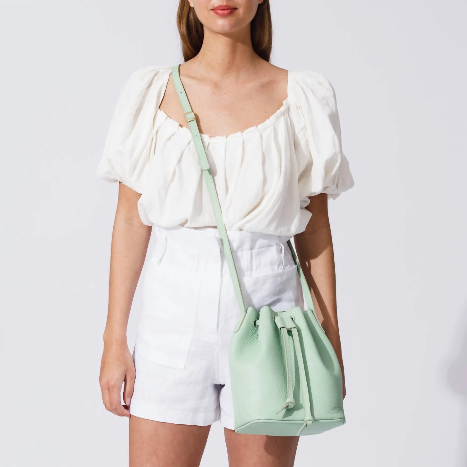 Women's Madison Bucket Bag In Mint