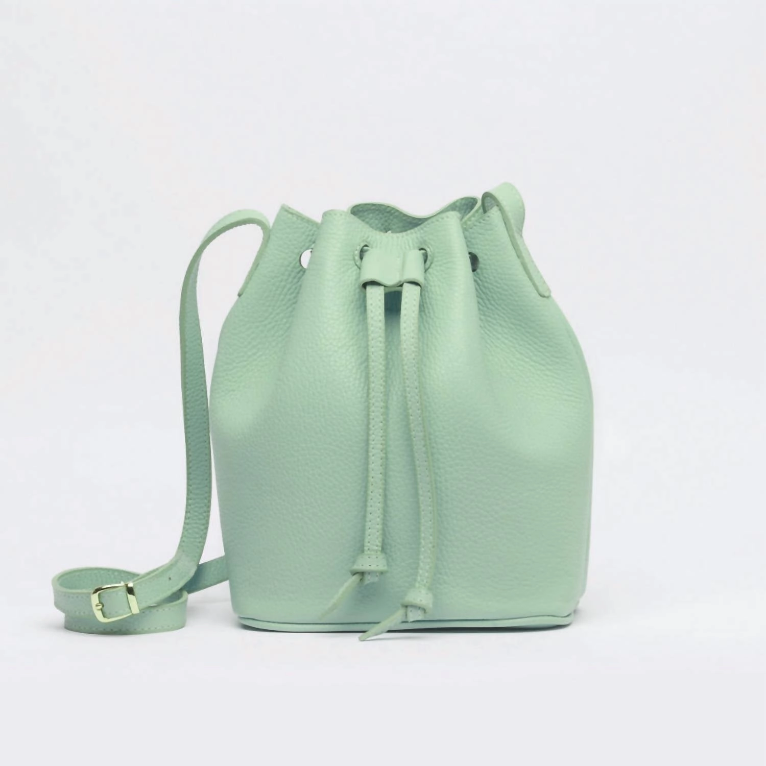 Women's Madison Bucket Bag In Mint